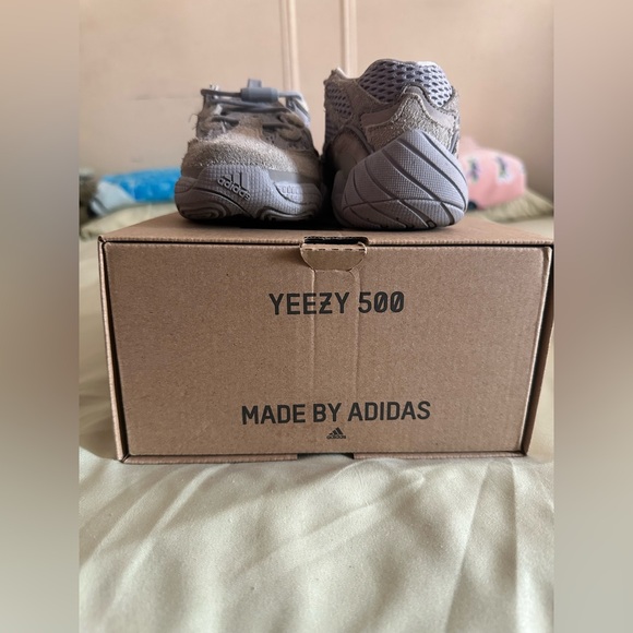 Adidas Yeezy Kids Yeezy 500 “Stone Salt" - Picture 3 of 5